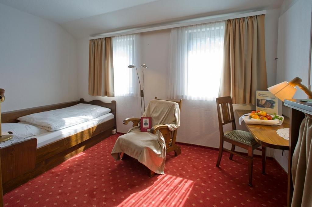 Landhotel Sauerlaender Hof Eslohe Cameră foto